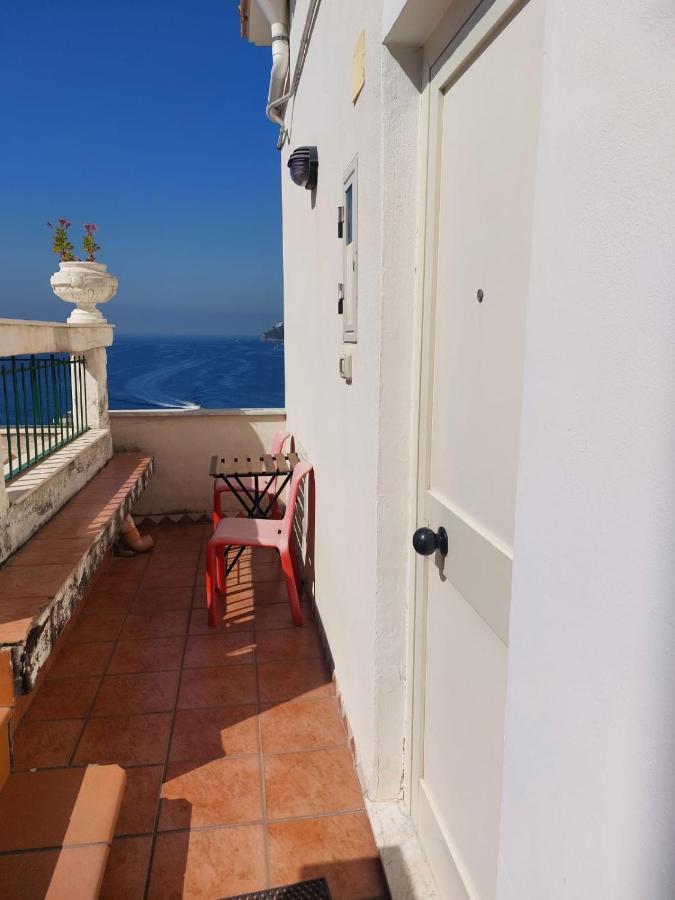 La Stanza Sul Porto Di Amalfi Camera Piccina Piccina Con Bagno Privato E Terrazzino Vista Mare Exterior photo